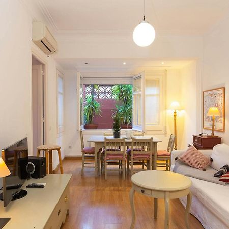 Fantastic Apartment Near Placa Francesc Macia In L'Eixample Esquerra Barcelona Exterior photo